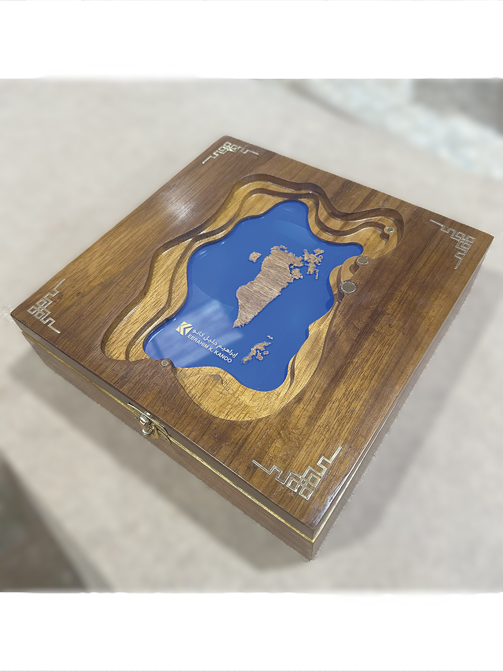 CORPORATE GIFTS